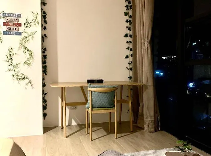 In Meridian With Netflix And Wifi, Near Ayala And It Park U03 Aparthotel 3*
